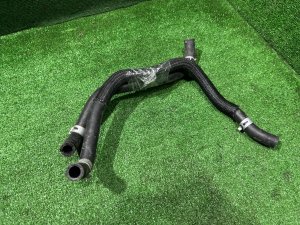 Патрубки Помпы TOYOTA PRIUS OEM 16261-37070 16264-37080 ZVW30 2012