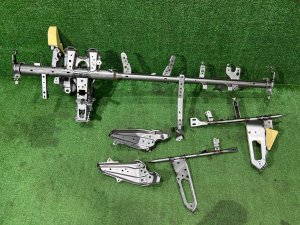 Жесткость торпедо TOYOTA PRIUS OEM 55330-47081 ZVW30 2012