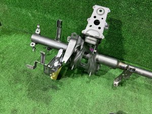 Жесткость торпедо TOYOTA PRIUS OEM 55330-47081 ZVW30 2012