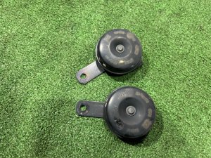 Сигналы гудок TOYOTA PRIUS OEM 86510-28130 86520-28180 ZVW30 2012 2ZRFXE