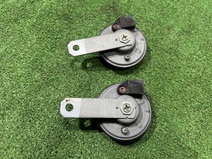 Сигналы гудок TOYOTA PRIUS OEM 86510-28130 86520-28180 ZVW30 2012 2ZRFXE