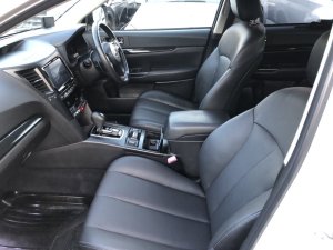 Комплект сидений SUBARU LEGACY OEM 64010AJ900VH, 64010AJ910VH BMG 2013 White Pearl 37J