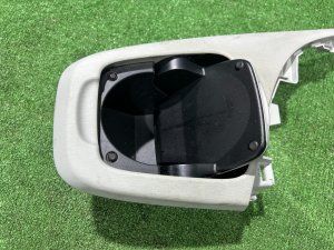 Подстаканник TOYOTA PRIUS OEM 55620-47020-G0 ZVW30 2012 SILVER 1F7