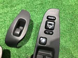Блок управления стеклоподъемниками черный SUBARU LEGACY OEM 83071AE060 83071AE040 BH5 2000 EJ206 AT