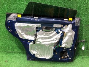 Дверь задняя левая SUBARU LEGACY OEM 60400AE410 BH5 2000 BLEU 95H