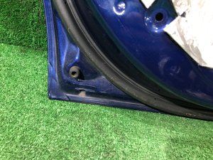 Дверь задняя левая SUBARU LEGACY OEM 60400AE410 BH5 2000 BLEU 95H