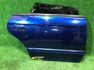 Дверь задняя правая 60400AE400 SUBARU LEGACY