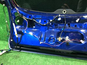 Дверь пятая SUBARU LEGACY OEM 60800AE060 BH5 2000 BLUE 95H