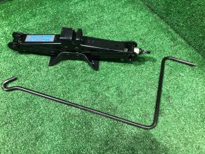 Домкрат SUBARU LEGACY OEM 97030FA070 BH5 2000