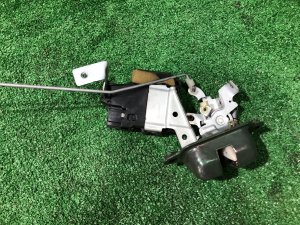 Замок пятой двери SUBARU LEGACY OEM 60319FA200 BH5 2000 BLEU 95H
