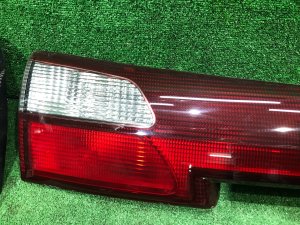 Комплект стоп-сигналы SUBARU LEGACY OEM 84251AE000 84201AE200 84201AE210 BH5 2000