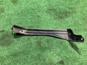 Крепление переднего бампера левое 57707AE130 SUBARU LEGACY