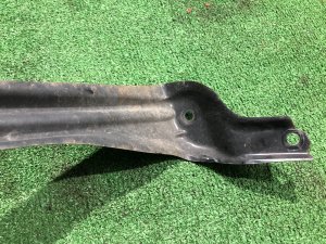 Крепление переднего бампера левое SUBARU LEGACY OEM 57707AE130 BH5 2000 BLUE 95H