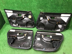 Обшивка дверей SUBARU LEGACY OEM 94210AE660ML 94210AE670ML BH5 2000 BLEU 95H