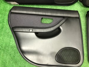 Обшивка дверей SUBARU LEGACY OEM 94210AE660ML 94210AE670ML BH5 2000 BLEU 95H