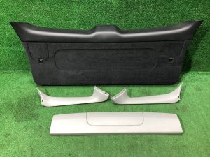 Обшивка пятой двери 94320AE011NS 94310AE030OB 94310AE000OB SUBARU LEGACY