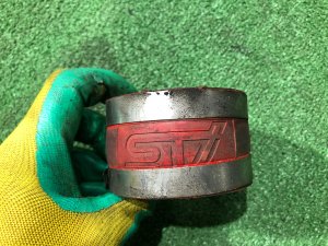 Патрубок Интеркулера STI центр 21869AA030 SUBARU LEGACY