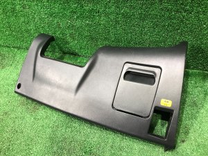 Revestimento inferior do tablier черный SUBARU LEGACY OEM 66075AE000ML BH5 2000 BLUE 95H