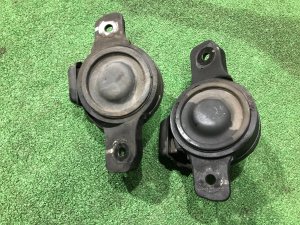 Подушки двигателя 41022AE000 41022AE010 SUBARU LEGACY