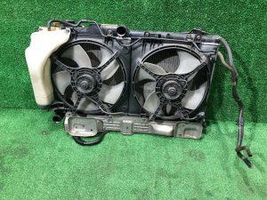 Радиатор двигателя 45111AE021 SUBARU LEGACY