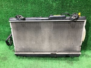 Радиатор двигателя SUBARU LEGACY OEM 45111AE021 BH5 2000 EJ206 AT