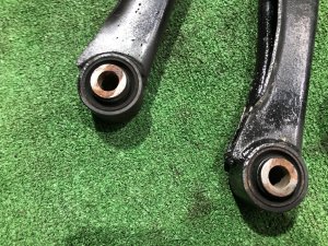 ปีกนกหลัง SUBARU LEGACY OEM 20250AE010 20250AE020 20250AE040 20250AE000 BH5 2000 EJ206 AT