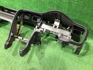 Торпедо SUBARU LEGACY OEM 66045AE000ML BH5 2000 BLEU 95H