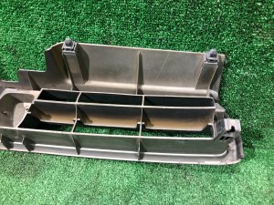 Решетка радиатора SUBARU LEGACY OEM 91061AC201 BD5 1998 White 51E