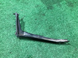 Крепление переднего бампера левое SUBARU LEGACY OEM 57714AC050 BD5 1998 White 51E