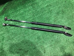 Амортизаторы крышки багажника 63260AE020 63260AE030 SUBARU LEGACY LANCASTER