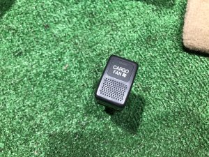 Вентилятор багажника комплект с кнопкой и фишкой SUBARU LEGACY LANCASTER OEM 72710AE000 BHE BH9 BH5 2002 EZ30