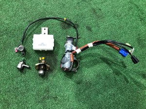 Замок зажигания Комплект замков 57491AE740 88035AE100 SUBARU LEGACY LANCASTER