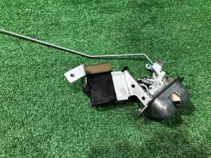 Замок пятой двери 63032AE020 SUBARU LEGACY LANCASTER