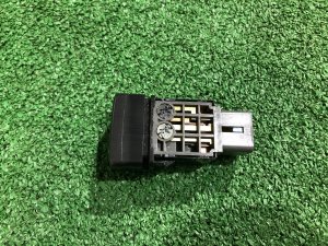 Кнопка птф SUBARU LEGACY LANCASTER OEM 83001AE000 BHE BH9 BH5 2002 EZ30