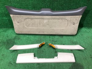 Обшивка пятой двери 94352AE000GF 94320AE011AD 94310AE000GF 94310AE020GF SUBARU LEGACY LANCASTER