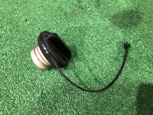 Пробка бензобака SUBARU LEGACY LANCASTER OEM 42032AC020 BHE BH9 BH5 BE5 BE9 BEE 2002 SILVER/GREY 1U2