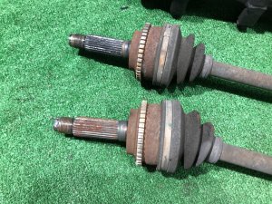 Редуктор с приводами G/R=4.111 SUBARU LEGACY LANCASTER OEM 27011AA343 BHE BH9 BH5 BE5 BE9 BEE 2002 EZ30