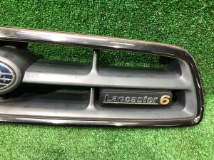 Решетка радиатора SUBARU LEGACY LANCASTER OEM 91121AE260 BHE BH9 2002 SILVER/GREY 1U2