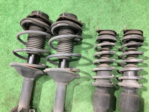 Стойки 20310AE340 20310AE350 20330AE100 20365AE130 SUBARU LEGACY LANCASTER