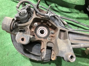 Cubos traseiros SUBARU LEGACY LANCASTER OEM 28462AE011 28474AE000 20252AE001 26700AE030 BHE BH9 BH5 BE5 BE9 BEE 2002 EZ30