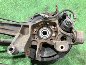 Cubos traseiros SUBARU LEGACY LANCASTER OEM 28462AE011 28474AE000 20252AE001 26700AE030 BHE BH9 BH5 BE5 BE9 BEE 2002 EZ30
