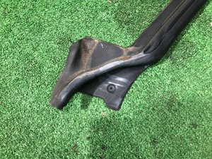 Уплотнитель дверей правый SUBARU LEGACY LANCASTER OEM 63521AE020 BHE BH9 BH5 BE5 BE9 BEE 2002 SILVER/GREY 1U2