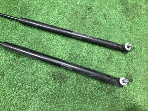 Амортизаторы капота SUBARU WRX STI OEM 57251VA000,57251VA010 VAB VAG VA 2015 Blue Pearl K7X