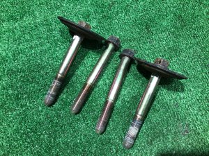 Болты задней балки SUBARU LEGACY OEM 901000179 BH5 2000