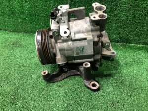 Компрессор кондиционера 73111FG002 SUBARU WRX STI