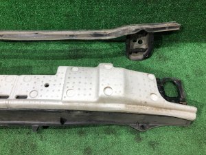 Жесткость бампера передняя SUBARU FORESTER OEM 57760FC200 57760FC061 SF5 SF9 SF 1998