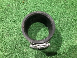 Патрубок интеркулера центр SUBARU WRX STI VAB 2015 EJ20Y MT6