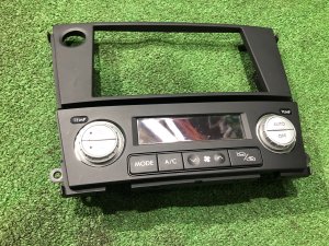 Блок климат контроля с рамкой . 2-х зоный SUBARU OUTBACK