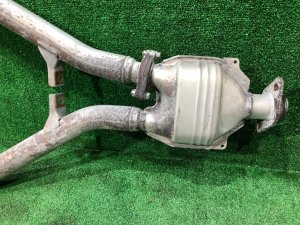 Выпускной коллектор Катализатор SUBARU OUTBACK OEM 44620AB000, 44620AA990 BPE 2008 EZ30D AT