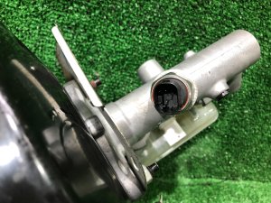 Главный тормозной цилиндр SUBARU OUTBACK OEM 26401AG060, 26402AG220 BPE 2008 EZ30D AT